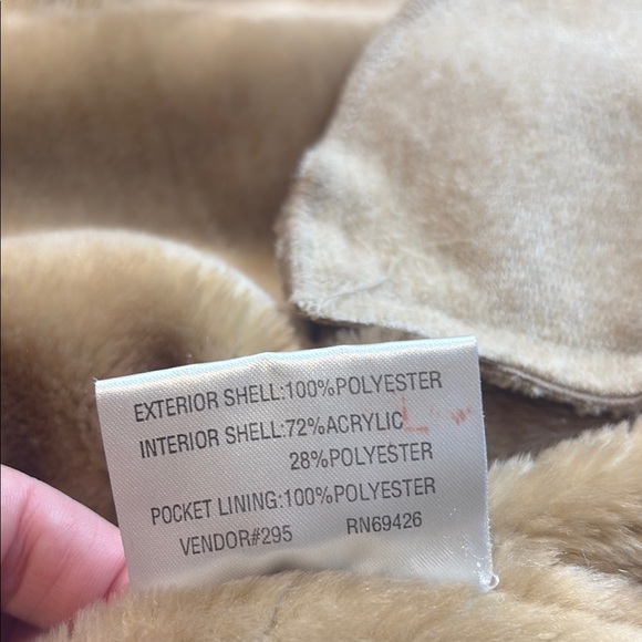 Wilson’s Leather Women's Tan faux Shearling Jacket Medium - Picture 7 of 7